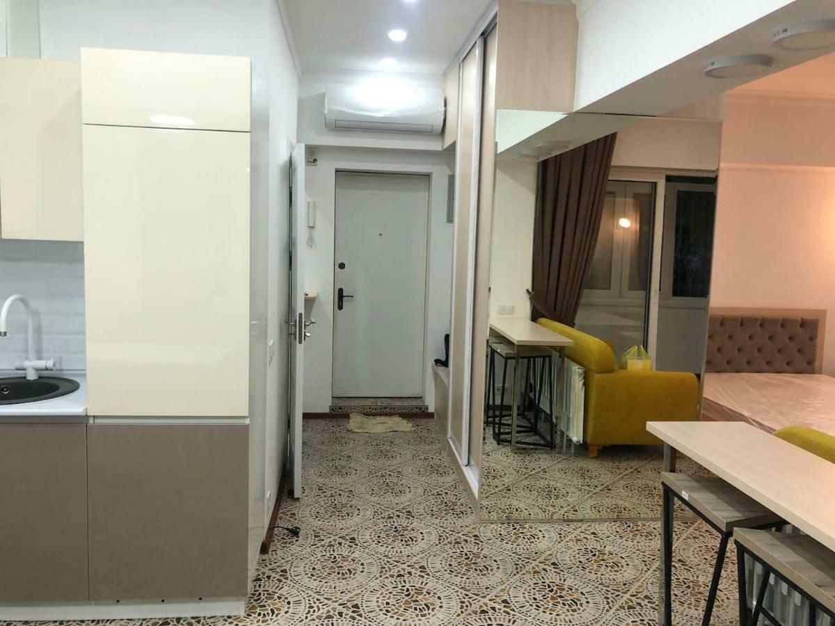 Студия В Центре Ташкента Exteriör bild